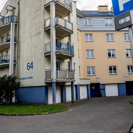 Apartment Osiedle Batorego Spacious By Bookinghost *