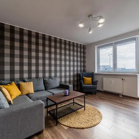 Apartment Osiedle Batorego Spacious By Bookinghost Poznan