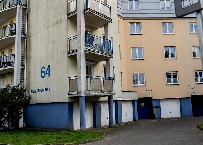 Apartment Osiedle Batorego Spacious By Bookinghost *